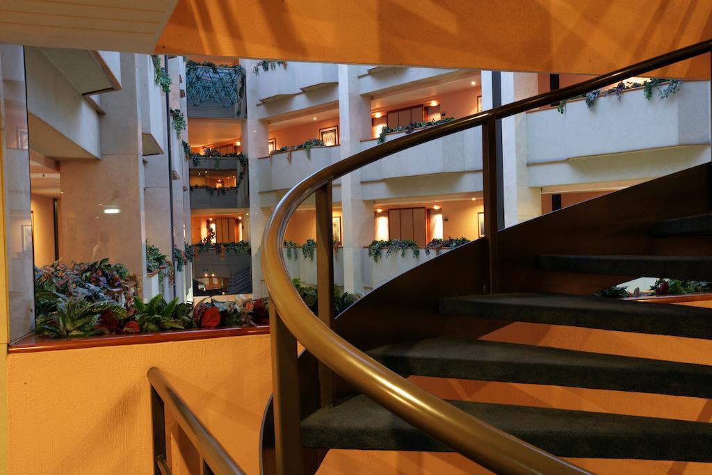 Hotel Abastos Plaza メキシコシティ エクステリア 写真